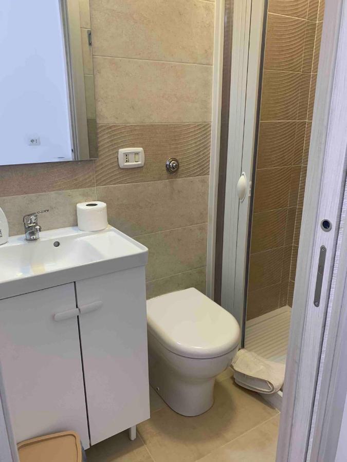 Miris Home Fast And Comfortable With Self Check In 8 Minutes Walk Near Naples Airport 外观 照片